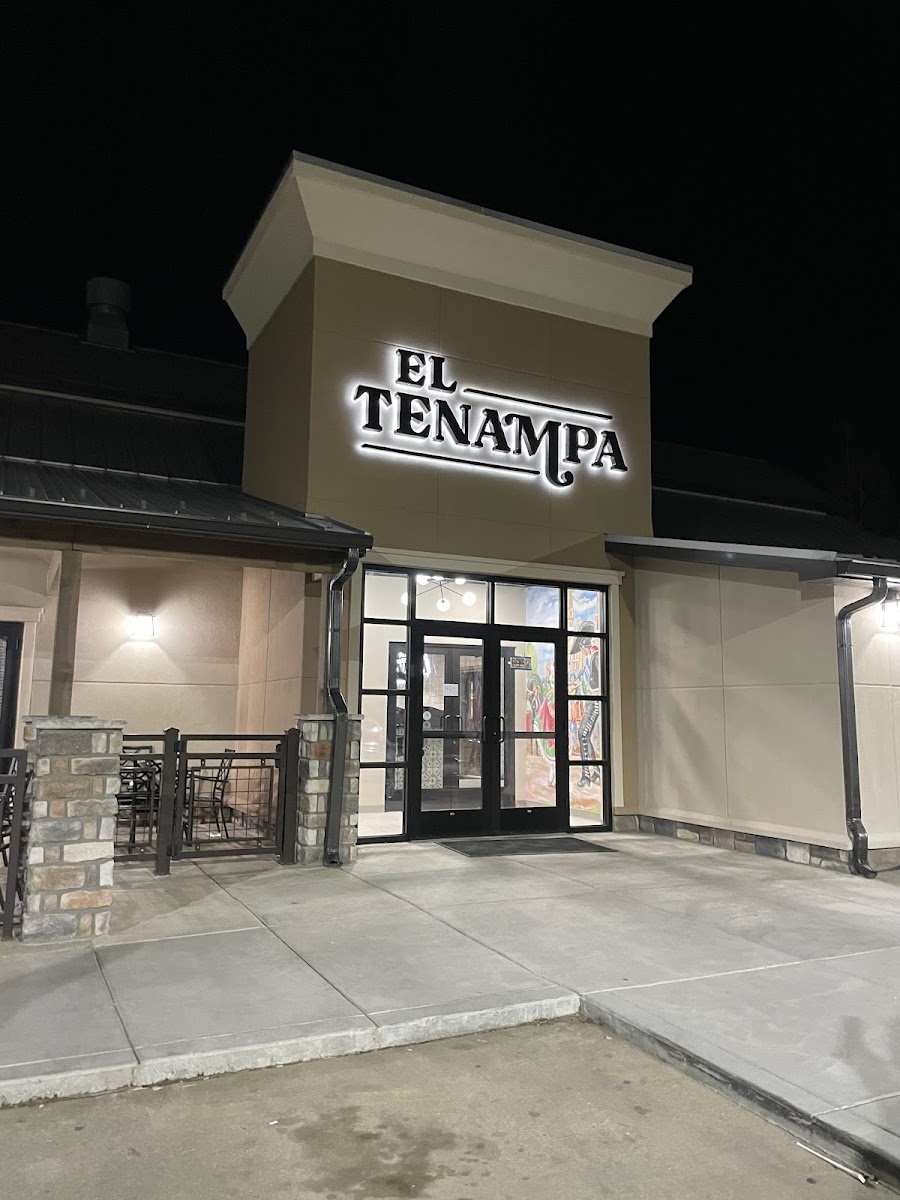 El Tenampa Mexican Grill